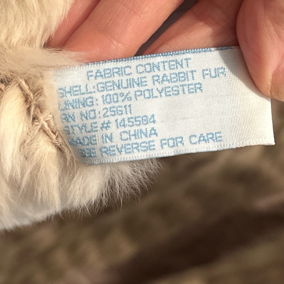 Cream Rabbit Fur Poncho - Picture 2 of 2